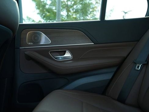 Certified 2025 Mercedes-Benz GLE 350 4MATIC image 34