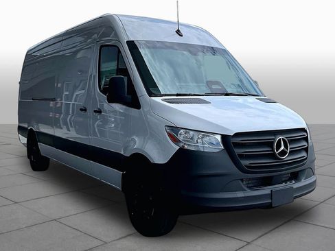 New 2026 Mercedes-Benz Sprinter 2500 image 2