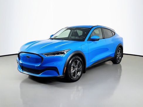 Used 2022 Ford Mustang Mach-E Select image 1