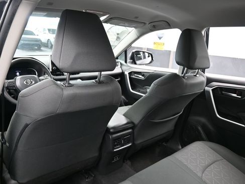 Used 2024 Toyota RAV4 XLE image 32