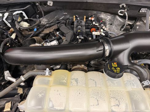 Used 2024 Ford Expedition Limited RWD image 33