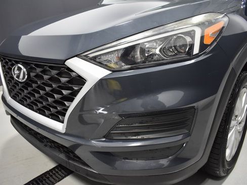 Used 2020 Hyundai Tucson SE image 11