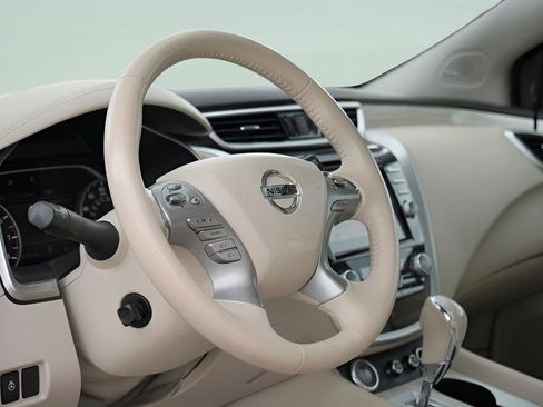 Used 2015 Nissan Murano Platinum w/ Platinum Technology Package FWD image 26