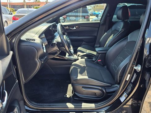 Used 2021 Kia Forte GT-Line image 14