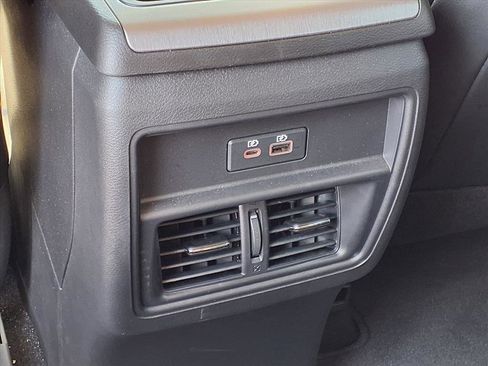 Used 2024 Nissan Murano SV w/ SV Midnight Edition Package image 13