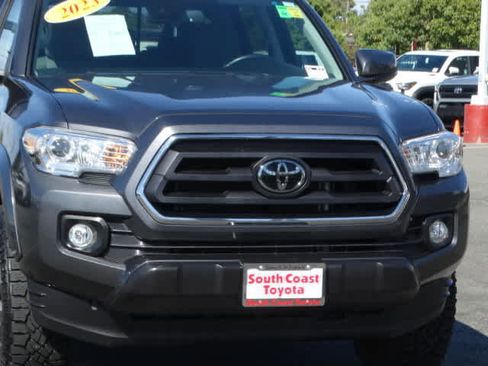 Certified 2023 Toyota Tacoma SR5 image 8