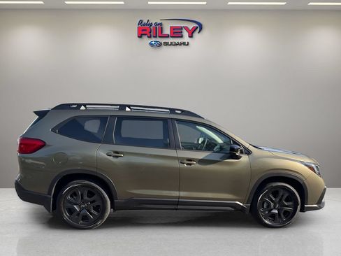 Certified 2026 Subaru Ascent Bronze Edition w/ Onyx Package AWD/4WD image 6