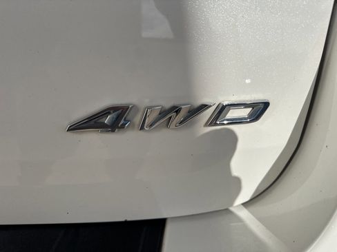 Certified 2022 Ford Explorer Limited w/ Limited Technology Package image 16