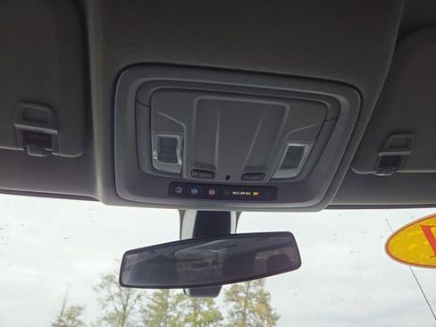 Used 2021 Chevrolet Silverado 1500 RST image 26