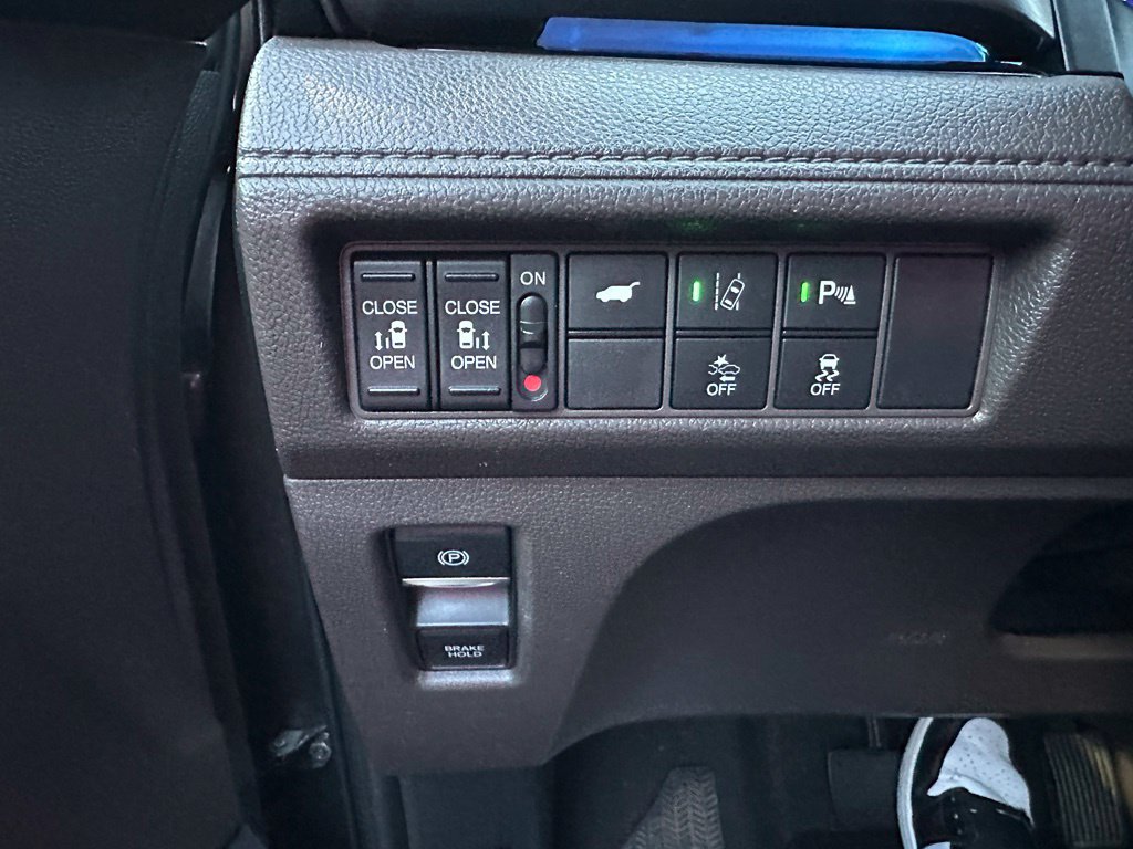 Used 2018 Honda Odyssey Elite image 43