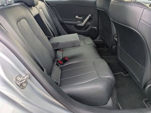 Used 2025 Mercedes-Benz CLA 250 4MATIC image 34