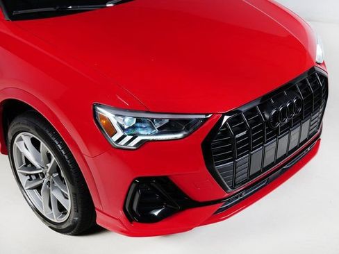 Used 2023 Audi Q3 2.0T Premium Plus w/ Premium Plus Package image 27