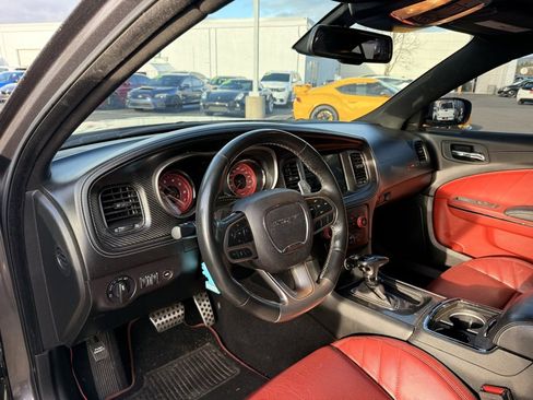 Used 2020 Dodge Charger SRT Hellcat w/ Harman/Kardon Audio Group image 7