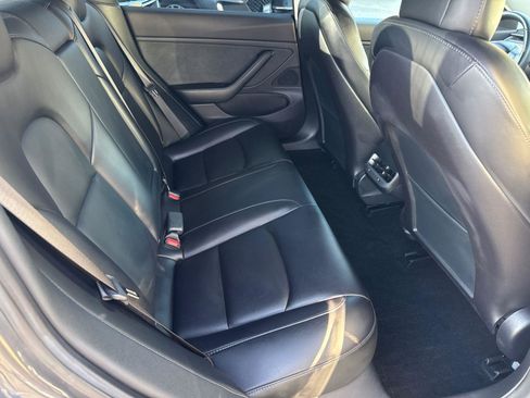 Used 2019 Tesla Model 3 Mid Range image 19