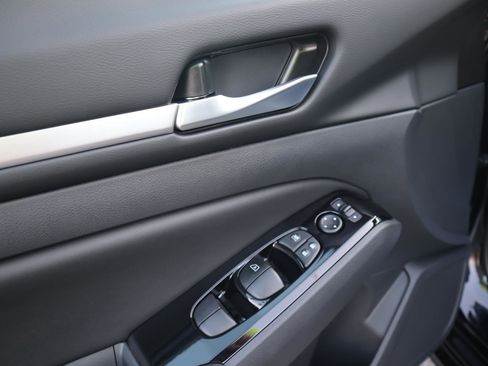 New 2025 Nissan Altima 2.5 SR w/ SR Premium Package image 14