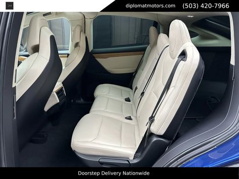 Used 2018 Tesla Model X 100D image 23