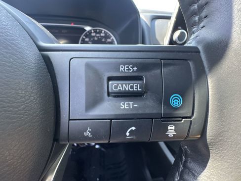 Used 2024 Nissan Rogue SV w/ SV Premium Package AWD/4WD image 23