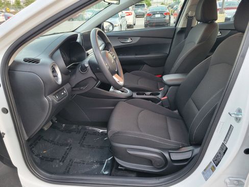 Used 2021 Kia Forte LXS FWD image 19