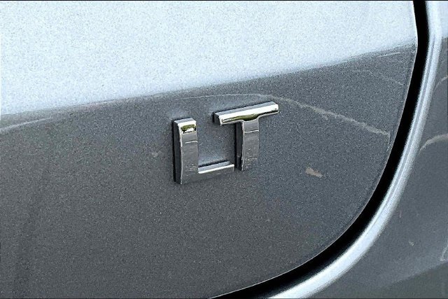 Used 2025 Chevrolet Trax LT w/ Driver Confidence Package FWD image 23