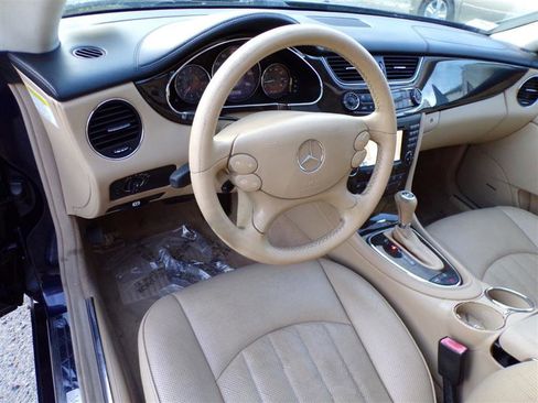 Used 2007 Mercedes-Benz CLS 550 image 15