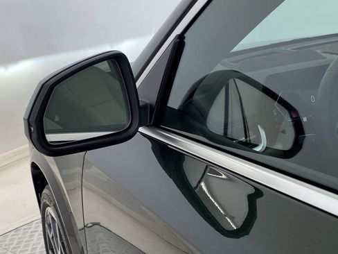 Certified 2025 BMW X1 xDrive28i w/ Premium Package image 22