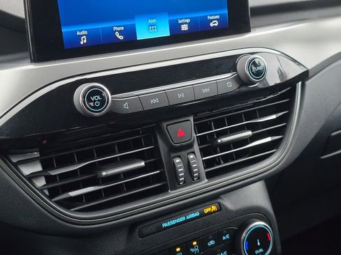 Used 2024 Ford Escape Active image 30