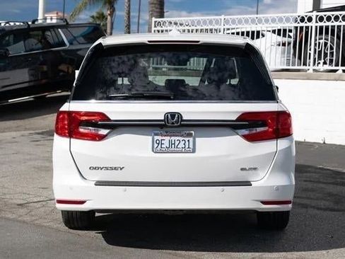 Used 2023 Honda Odyssey Elite image 6