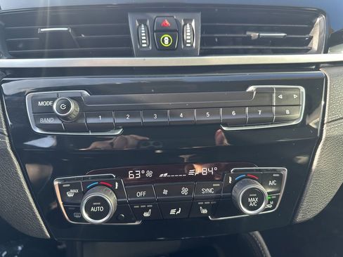Used 2020 BMW X1 xDrive28i AWD/4WD image 19