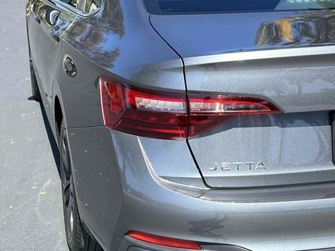 Used 2023 Volkswagen Jetta SE w/ Panoramic Sunroof Package FWD image 49
