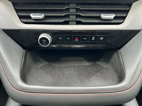 Used 2025 Ford Explorer Active w/ Active Comfort Package AWD/4WD image 21