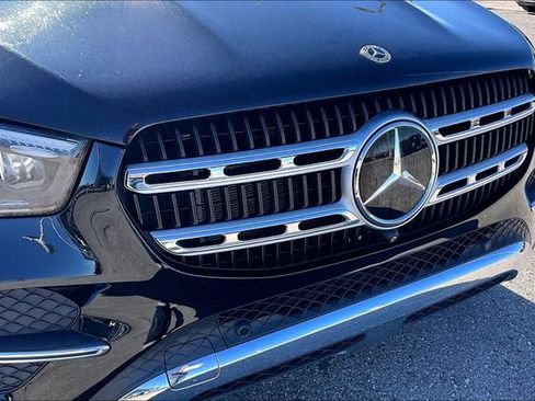 Used 2024 Mercedes-Benz GLE 350 GLE 350 w/ 3rd Row Seat Package image 25