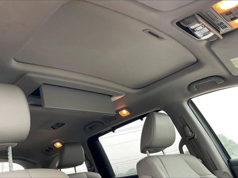 Used 2014 Honda Odyssey Touring image 28
