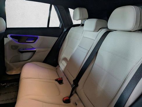 Certified 2025 Mercedes-Benz GLC 300 image 17