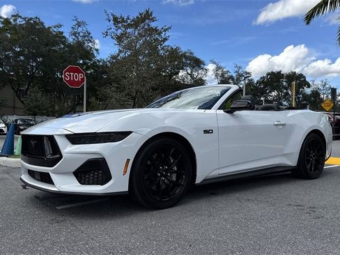 Used 2024 Ford Mustang GT Premium image 29