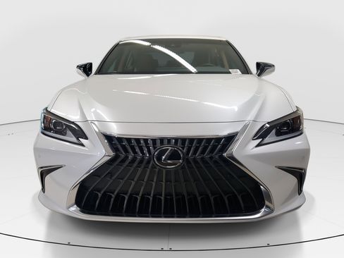 New 2025 Lexus ES 350 w/ Premium Package image 3