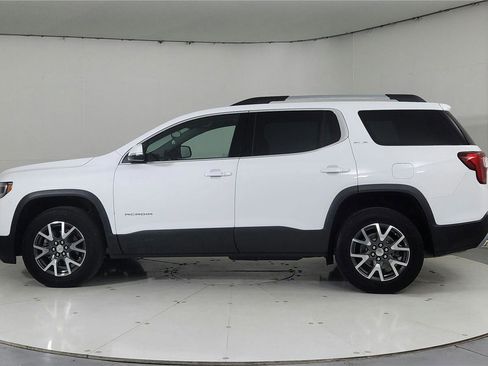 Used 2023 GMC Acadia SLE w/ Driver Convenience Package image 4
