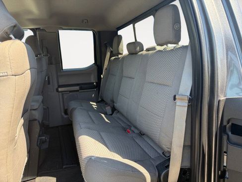 Used 2016 Ford F150 XLT w/ Equipment Group 302A Luxury AWD/4WD image 12