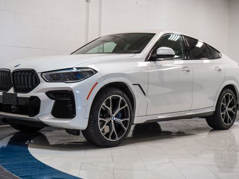 Used 2023 BMW X6 M50i w/ Executive Package AWD/4WD image 4