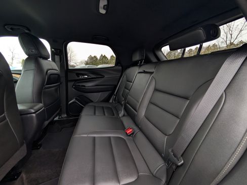 Used 2023 Chevrolet TrailBlazer ACTIV image 31