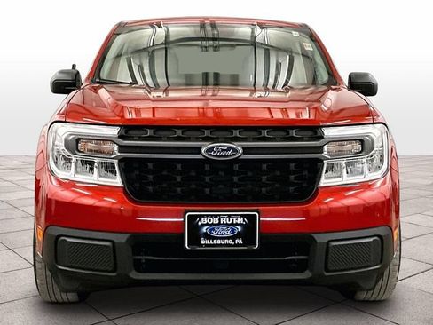 Certified 2022 Ford Maverick XLT FWD image 3