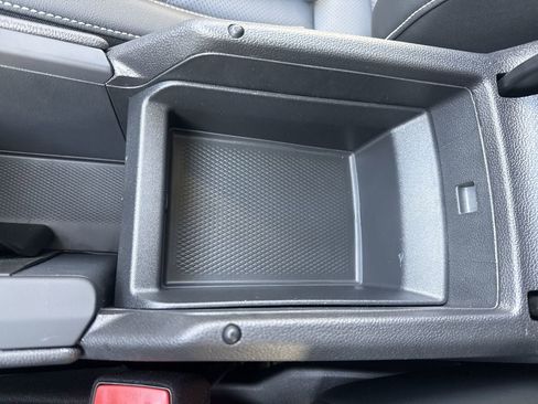 New 2026 Volkswagen Tiguan SE AWD/4WD image 37