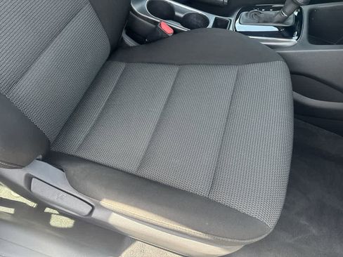 Used 2017 Kia Forte LX FWD image 21