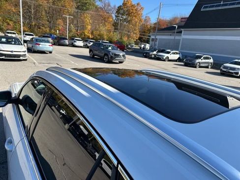 New 2026 Volkswagen Atlas Cross Sport SEL Premium R-Line image 10