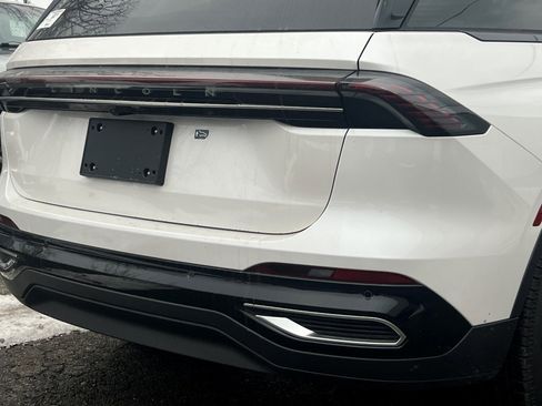 New 2026 Lincoln Nautilus Premier w/ Equipment Group 102A image 5