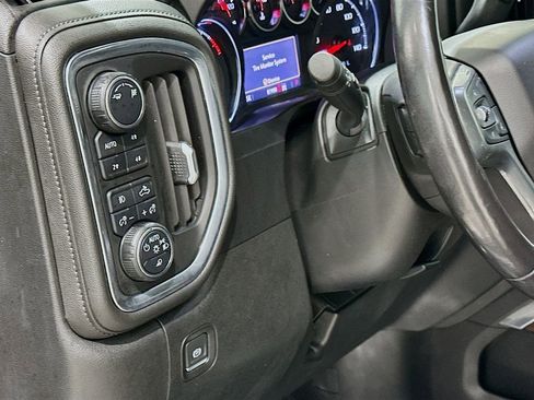 Used 2019 Chevrolet Silverado 1500 LT Trail Boss AWD/4WD image 10