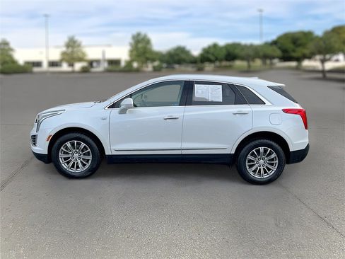 Used 2019 Cadillac XT5 Luxury image 3
