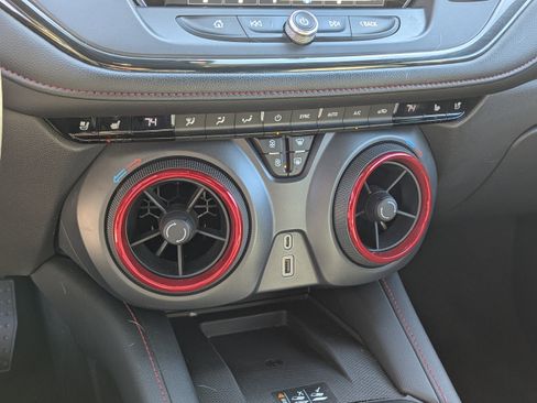 Used 2019 Chevrolet Blazer RS image 24