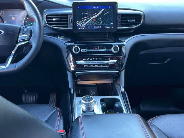 Certified 2024 Ford Explorer ST-Line w/ Class IV Trailer Tow Package AWD/4WD image 15