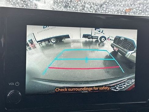 Used 2025 Toyota Corolla Cross LE image 25