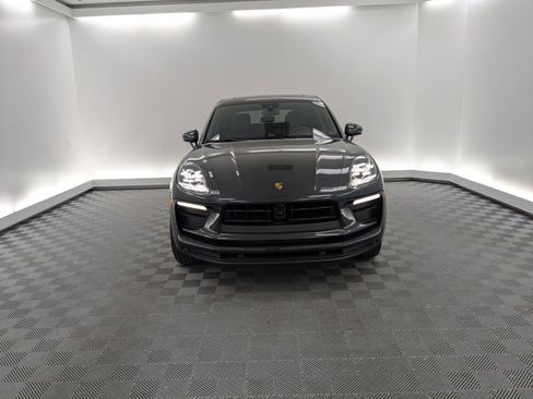 Certified 2026 Porsche Macan Turbo AWD/4WD image 6